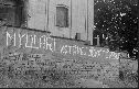 1968, po 21. srpnu, nápis na hřbitovní zdi